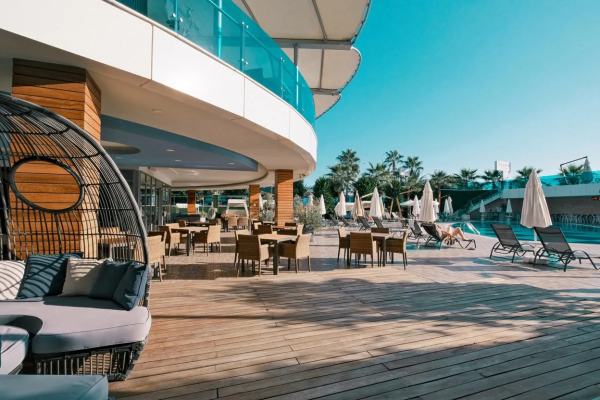 SUNPRIME C-LOUNGE ADULTS ONLY 16+