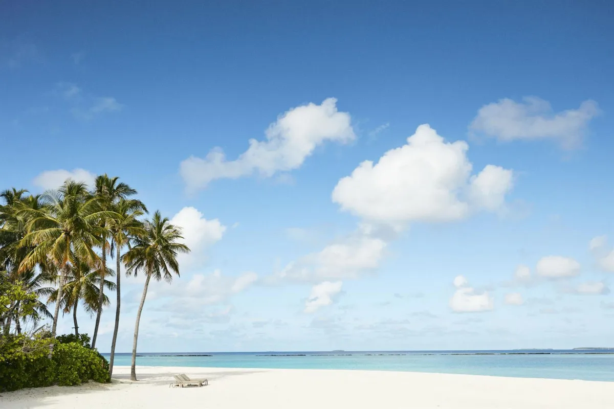 THE SUN SIYAM IRU FUSHI (EX. IRU FUSHI BEACH & SPA)