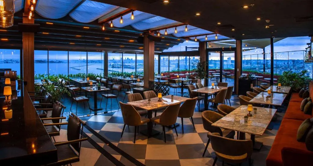DOUBLE TREE BY HILTON ISTANBUL MODA