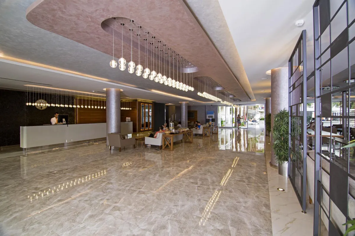 MIRAGE WORLD