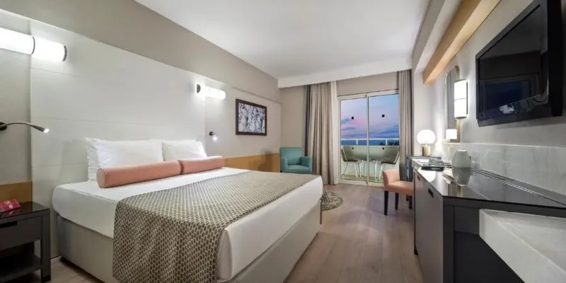 TRENDY ASPENDOS BEACH