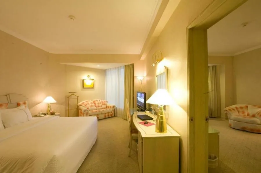 HUANDAO TIDE HOTEL