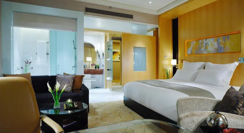 CONRAD SHANGHAI (EX. LE ROYAL MERIDIEN SHANGHAI)