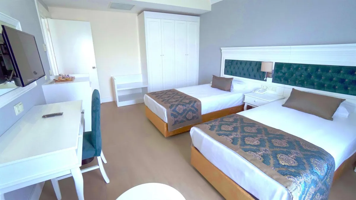DREAM WORLD PALACE (EX. CRYSTAL SUNHILL RESORT & SPA)