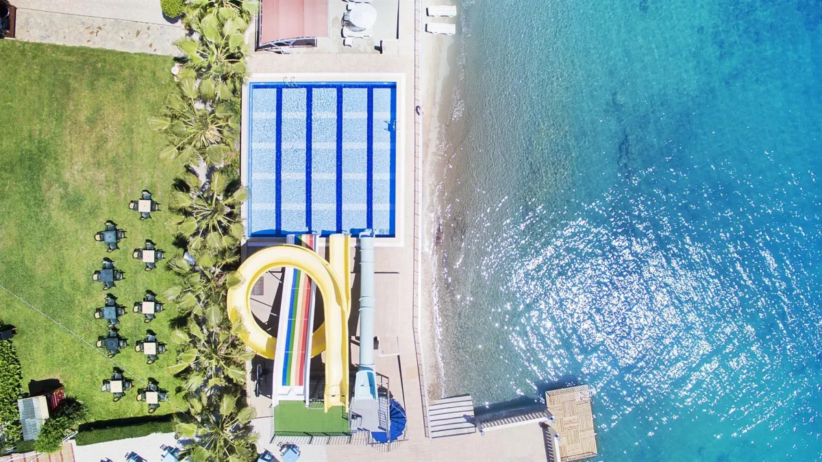 ADIN BEACH HOTEL
