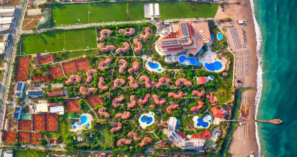 STARLIGHT RESORT (EX. STARLIGHT CONVENTION CENTER THALASSO & SPA)