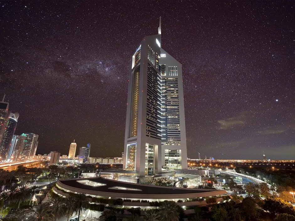 JUMEIRAH EMIRATES TOWERS