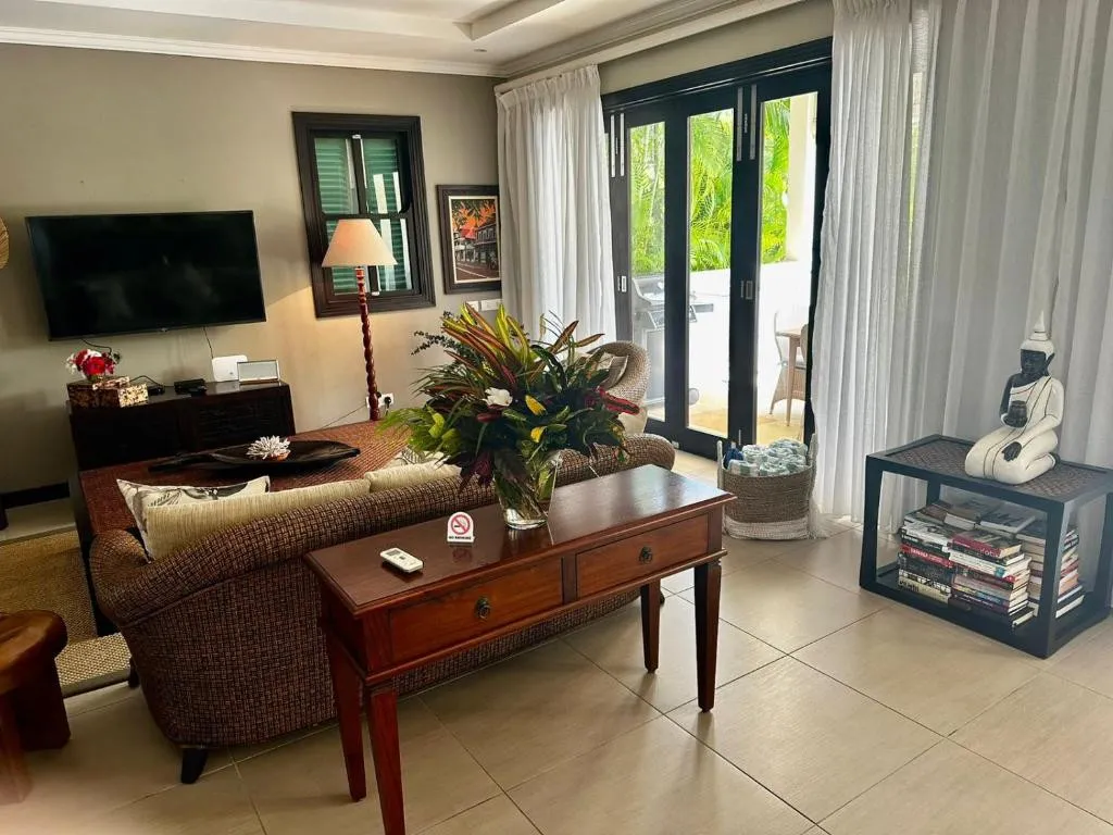 EDEN ISLAND LUXURY ACCOMMODATION