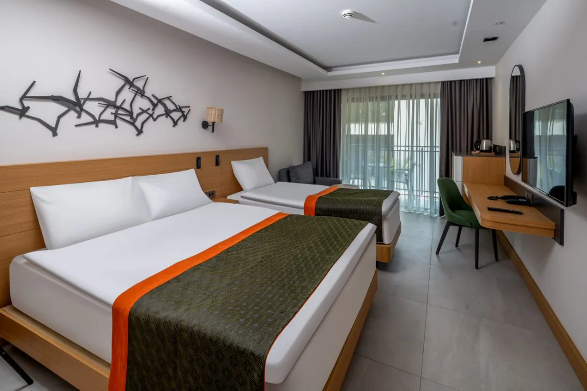 SWANDOR HOTELS & RESORTS (EX. PGS KIRIS RESORT)