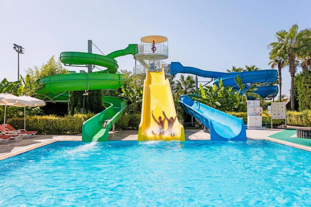 MIRACLE RESORT