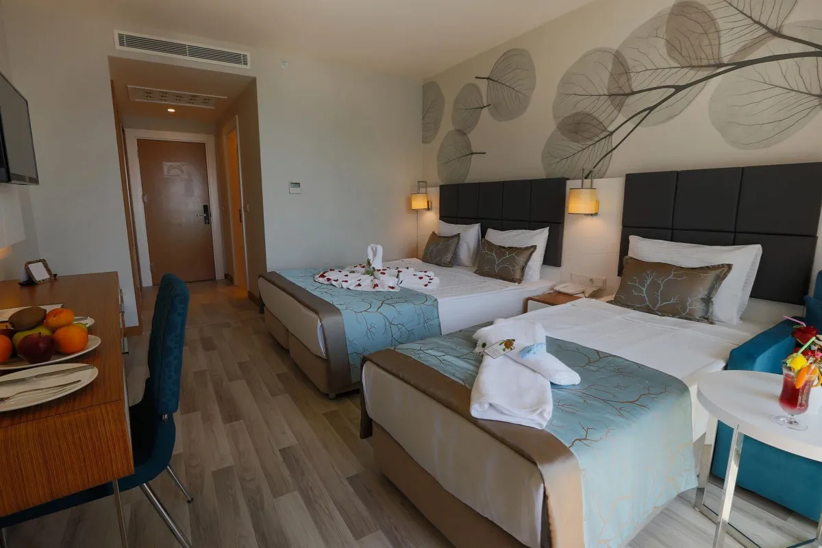 XORIA DELUXE HOTEL