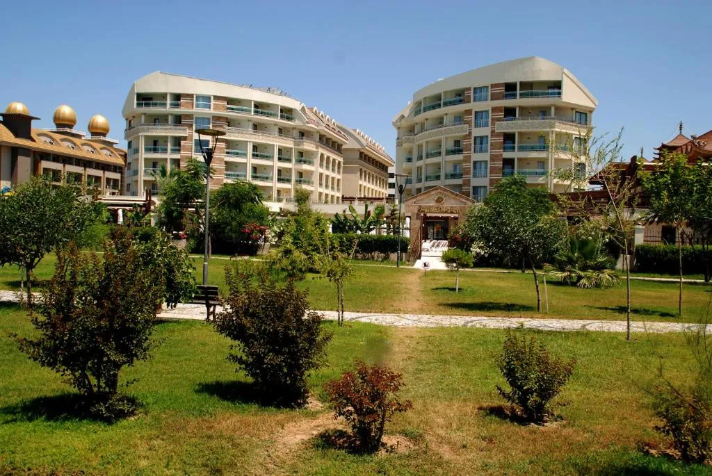 SEAMELIA BEACH RESORT & SPA