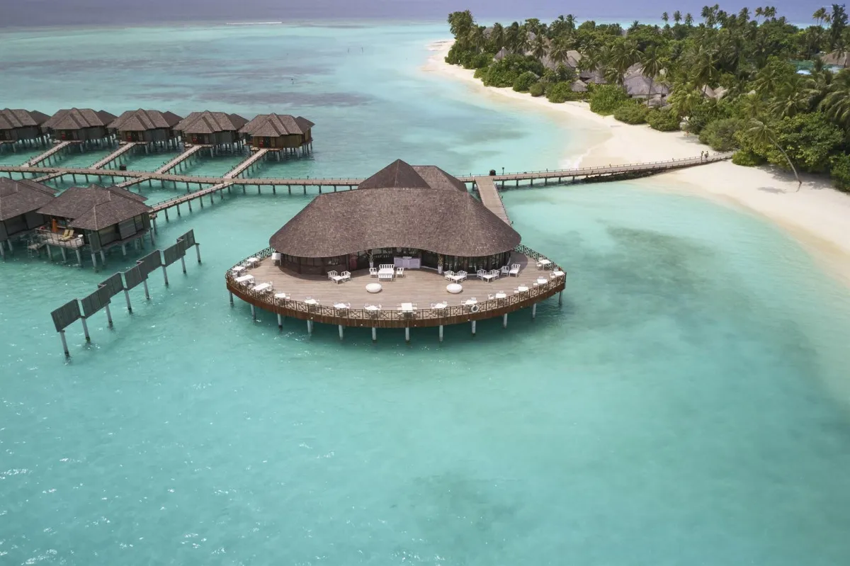 THE SUN SIYAM IRU FUSHI (EX. IRU FUSHI BEACH & SPA)