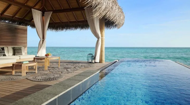 SIRRU FEN FUSHI PRIVATE LAGOON RESORT (EX. FAIRMONT SIRRU FEN FUSHI)