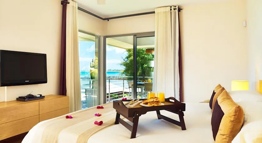 BON AZUR ELEGANT SUITES & PENTHOUSES
