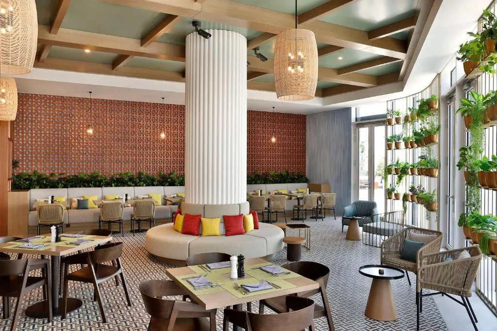 EMBASSY SUITES BY HILTON DUBAI BUSINESS BAY