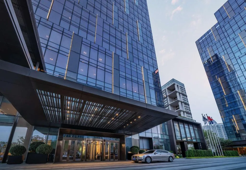HILTON SHENZHEN WORLD EXHIBITION & CONVENTION CENTER