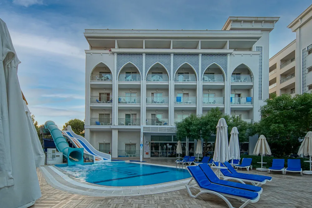 DIAMOND ELITE HOTEL & SPA ADULTS ONLY 16+