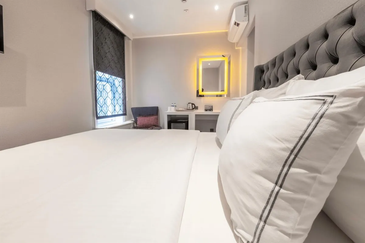 LOOP HOTEL BOSPHORUS ISTANBUL