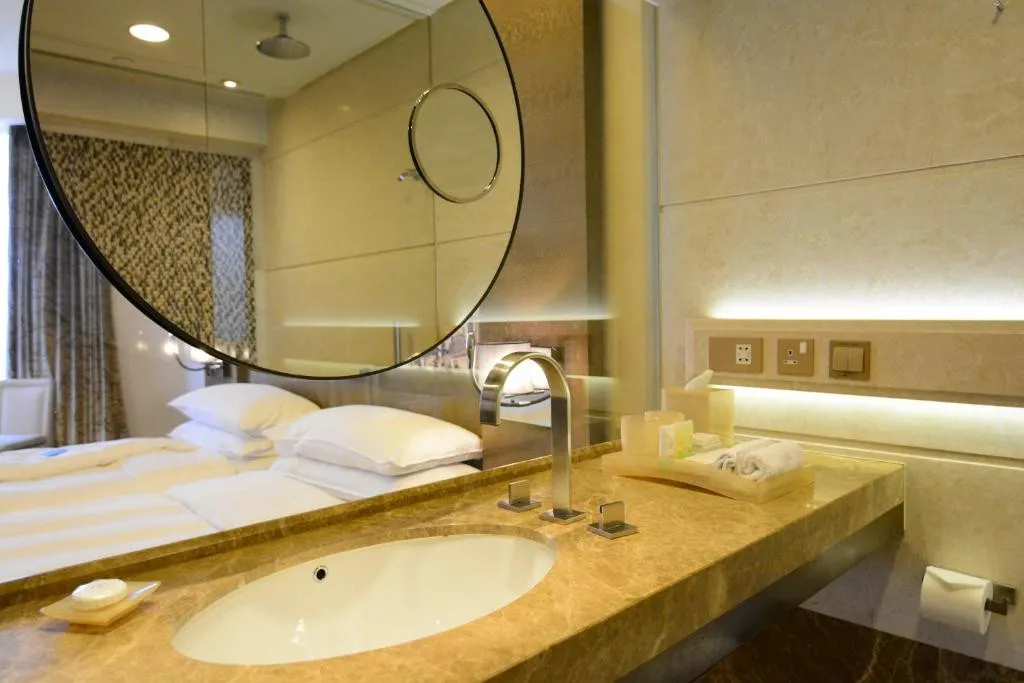 HARBOUR GRAND HONG KONG