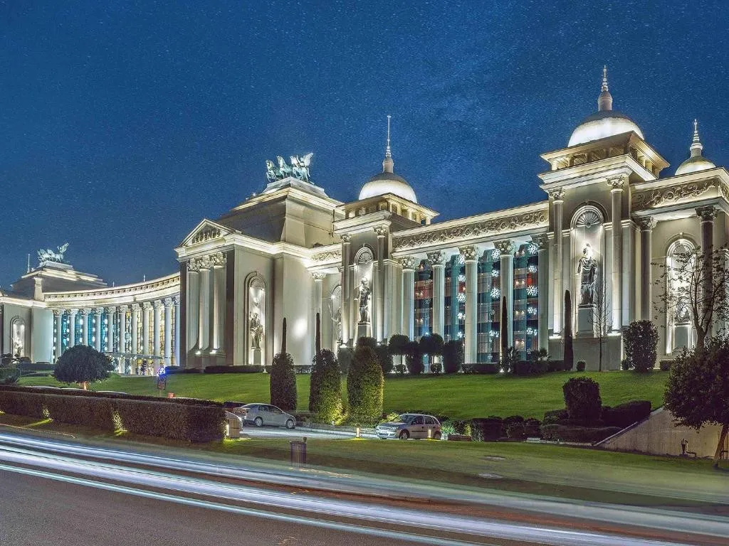 THE LAND OF LEGENDS KINGDOM (EX. RIXOS THE LAND OF LEGENDS THEME PARK)