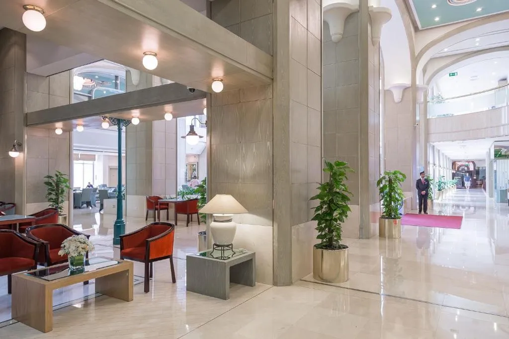 MILLENNIUM PLAZA DOWNTOWN (EX. CROWNE PLAZA DUBAI SHEIKH ZAYED ROAD)
