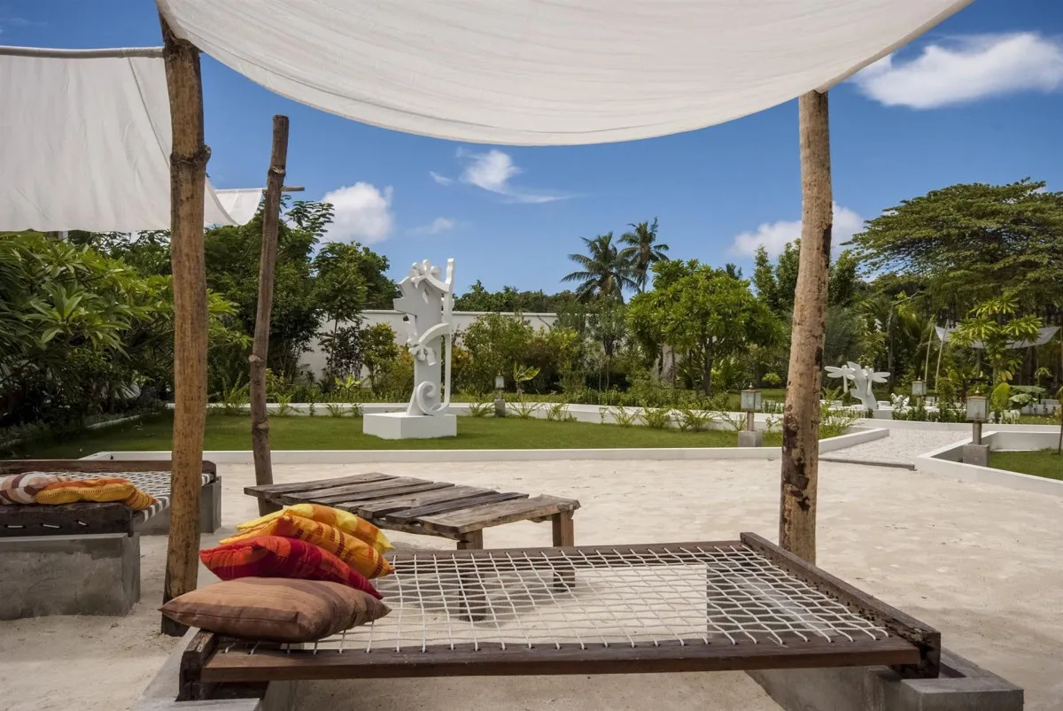 EVEXIA BEACH COLLECTION LAAMU