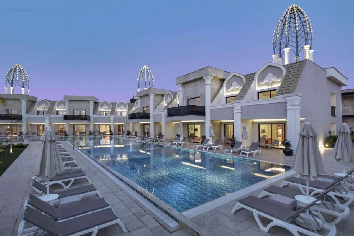 GRANADA LUXURY BELEK