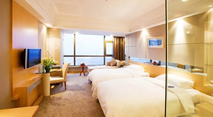 BAYSHORE HOTEL DALIAN