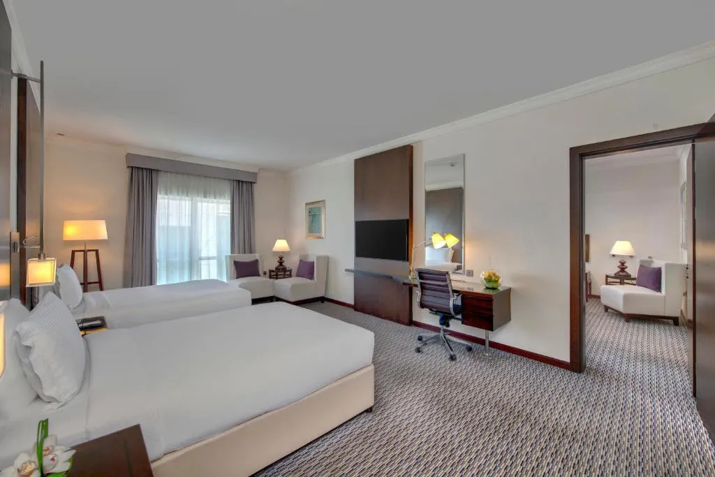 RADISSON BLU HOTEL BARSHA HEIGHTS (EX. MEDIA ROTANA)