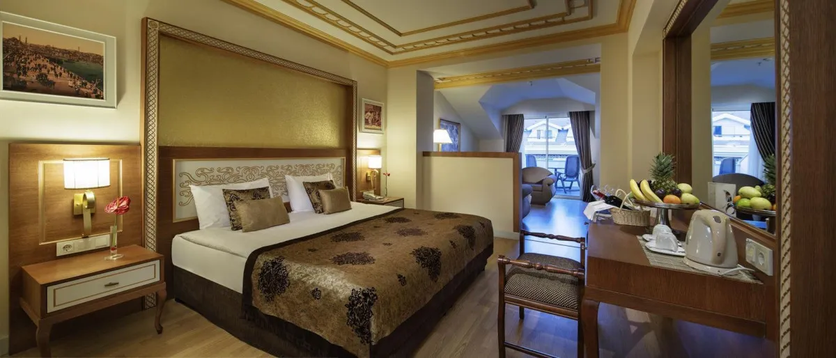 DIAMOND EXCELLENCE RESORT & SPA (EX. CRYSTAL PALACE LUXURY)