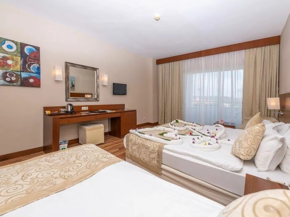 ROMA BEACH RESORT & SPA ADULTS ONLY 16+