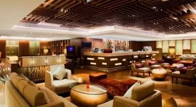 CROWN PLAZA CITY CENTER
