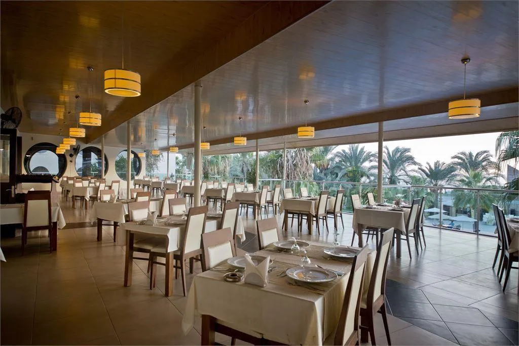MC BEACH RESORT