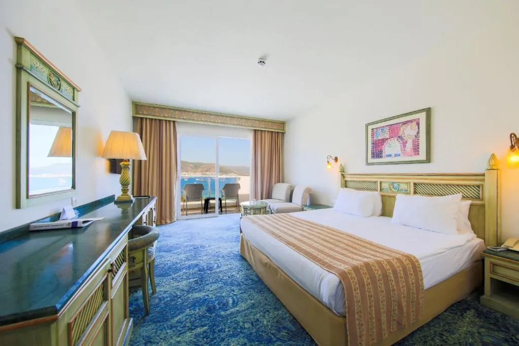 SALMAKIS RESORT & SPA