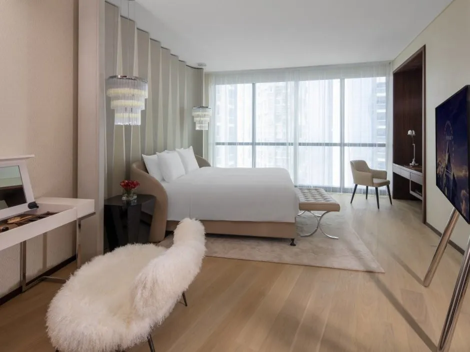 PARAMOUNT HOTEL DUBAI