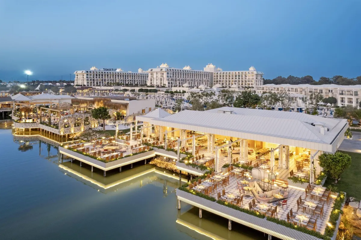 TITANIC DELUXE GOLF BELEK