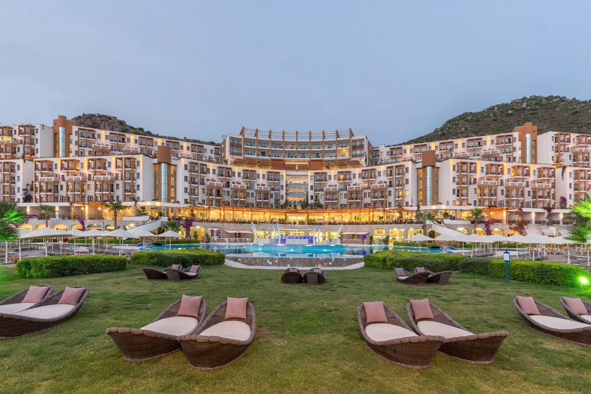 KEFALUKA RESORT