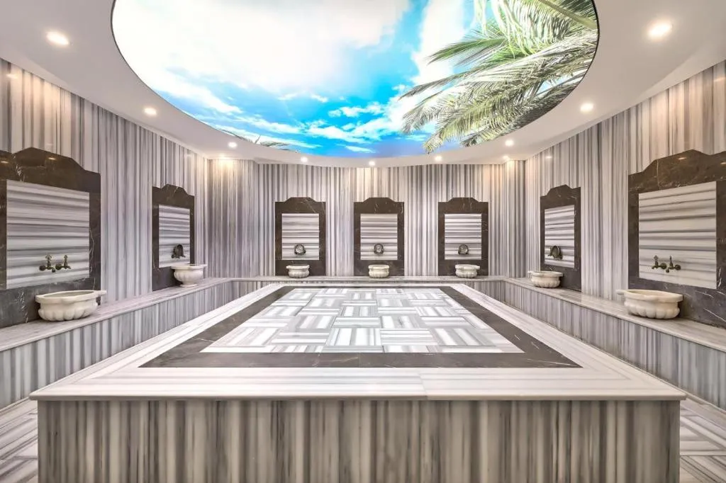 ANNABELLA DIAMOND HOTEL & SPA