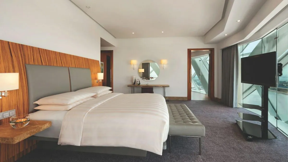 ANDAZ CAPITAL GATE ABU DHABI – A CONCEPT BY HYATT