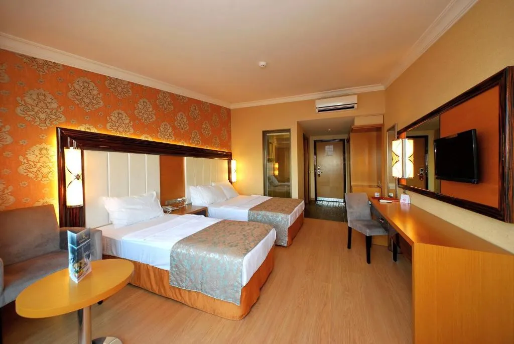 GOLDEN ROCK BEACH HOTEL