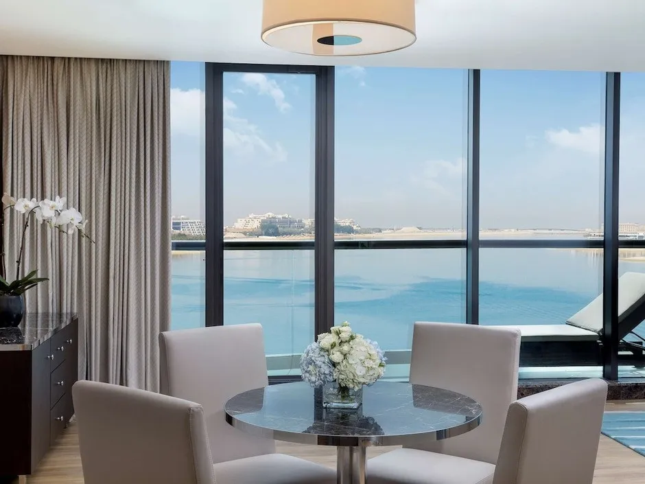 HILTON DUBAI PALM JUMEIRAH