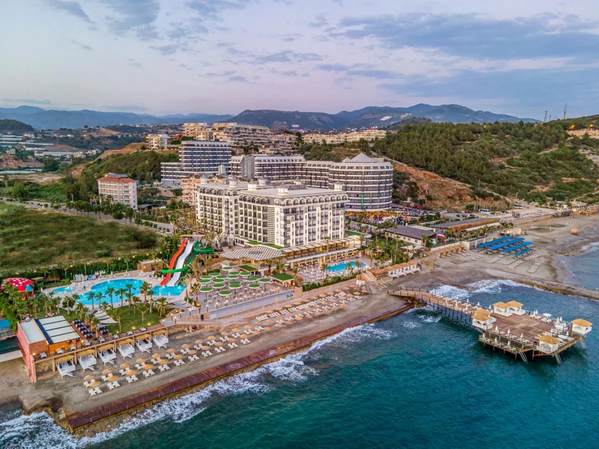 ARIA RESORT & SPA (EX. MIRADOR HOTEL)