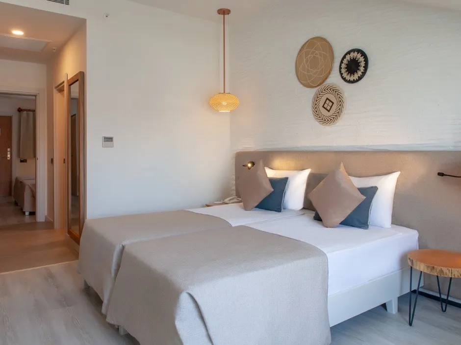 SIDE ROYAL STYLE HOTEL