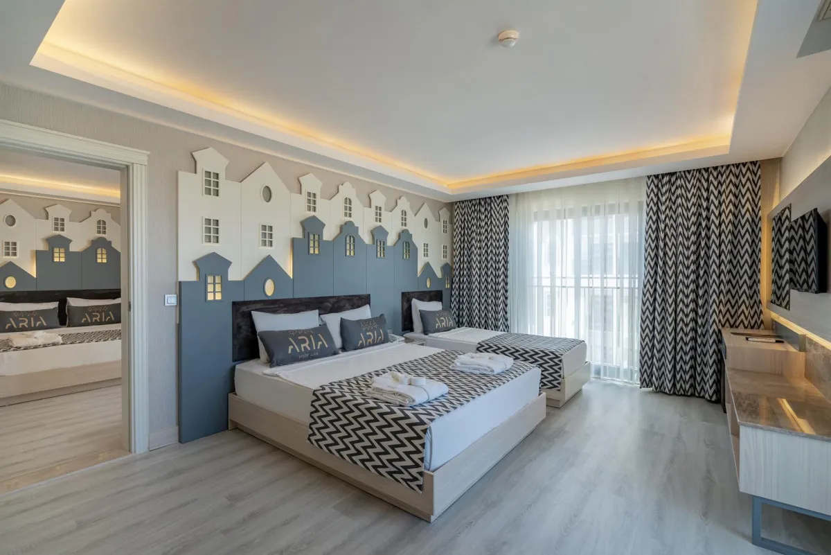 ARIA RESORT & SPA (EX. MIRADOR HOTEL)