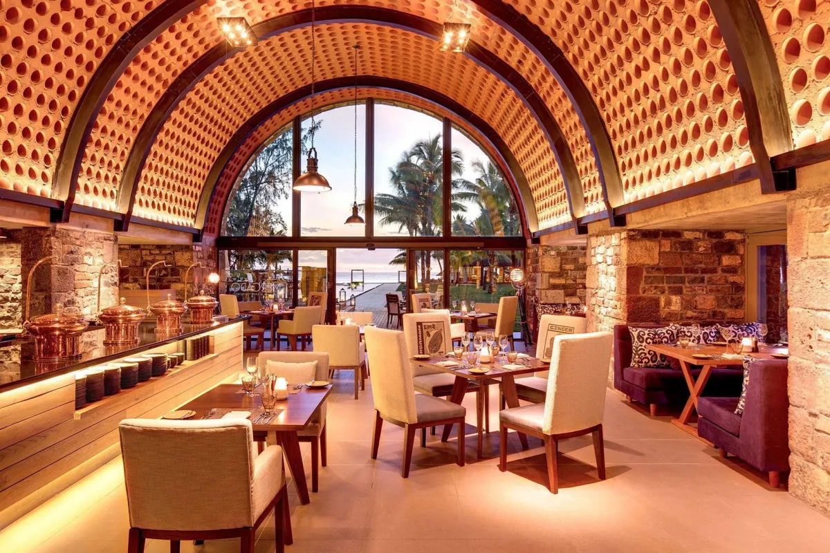 OUTRIGGER MAURITIUS RESORT & SPA
