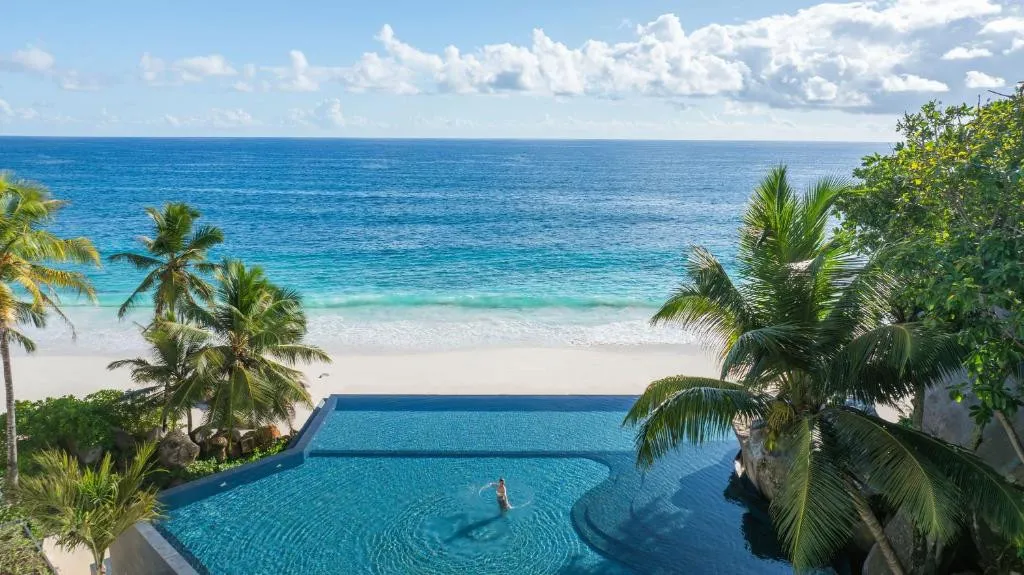 CHEVAL BLANC SEYCHELLES (EX. BANYAN TREE SEYCHELLES)