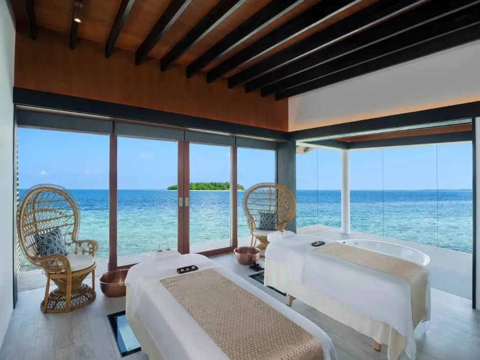 THE WESTIN MALDIVES MIRIANDHOO RESORT