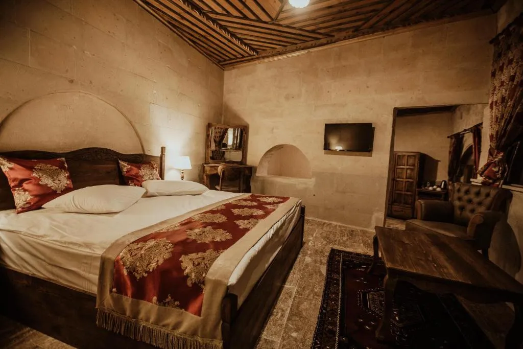 ALIA CAVE HOTEL