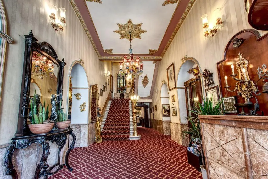 GRAND HOTEL DE LONDRES